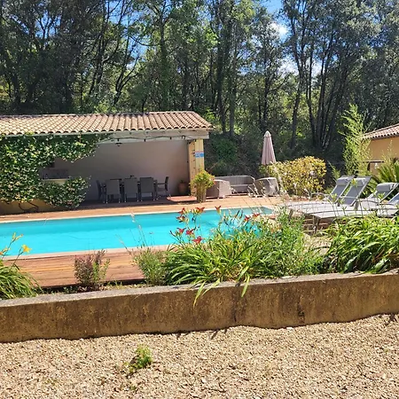 L'ostal De La Patz Saint-Julien-de-la-Nef