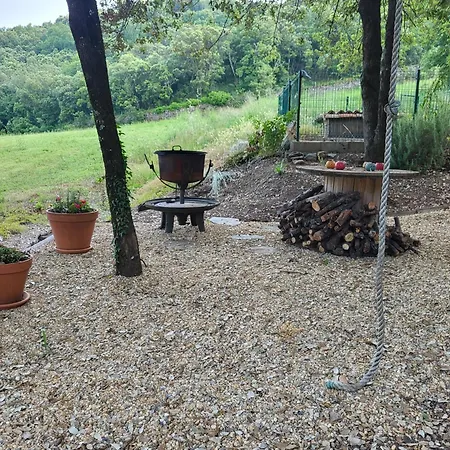 L'ostal De La Patz * Saint-Julien-de-la-Nef